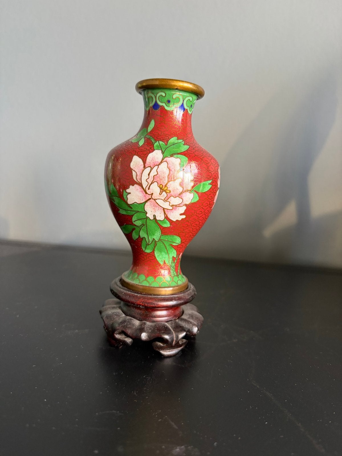 Antieke Chinese Cloisonné Vaas met Bloemenmotief, Antiek en Kunst, Ophalen of Verzenden