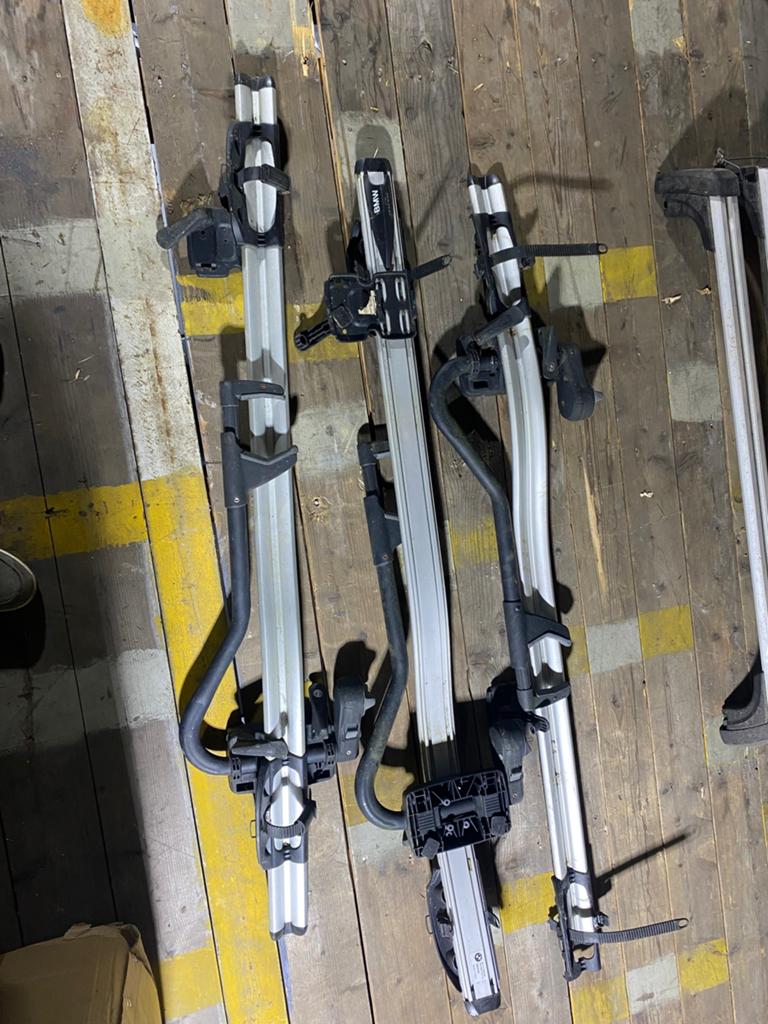 3x Fietsen dragers voor thule dakdragers - bmw, Ophalen, Zo goed als nieuw, Dakdrager