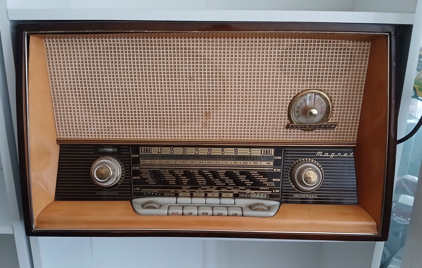 Loewe opta buizenradio, Ophalen of Verzenden