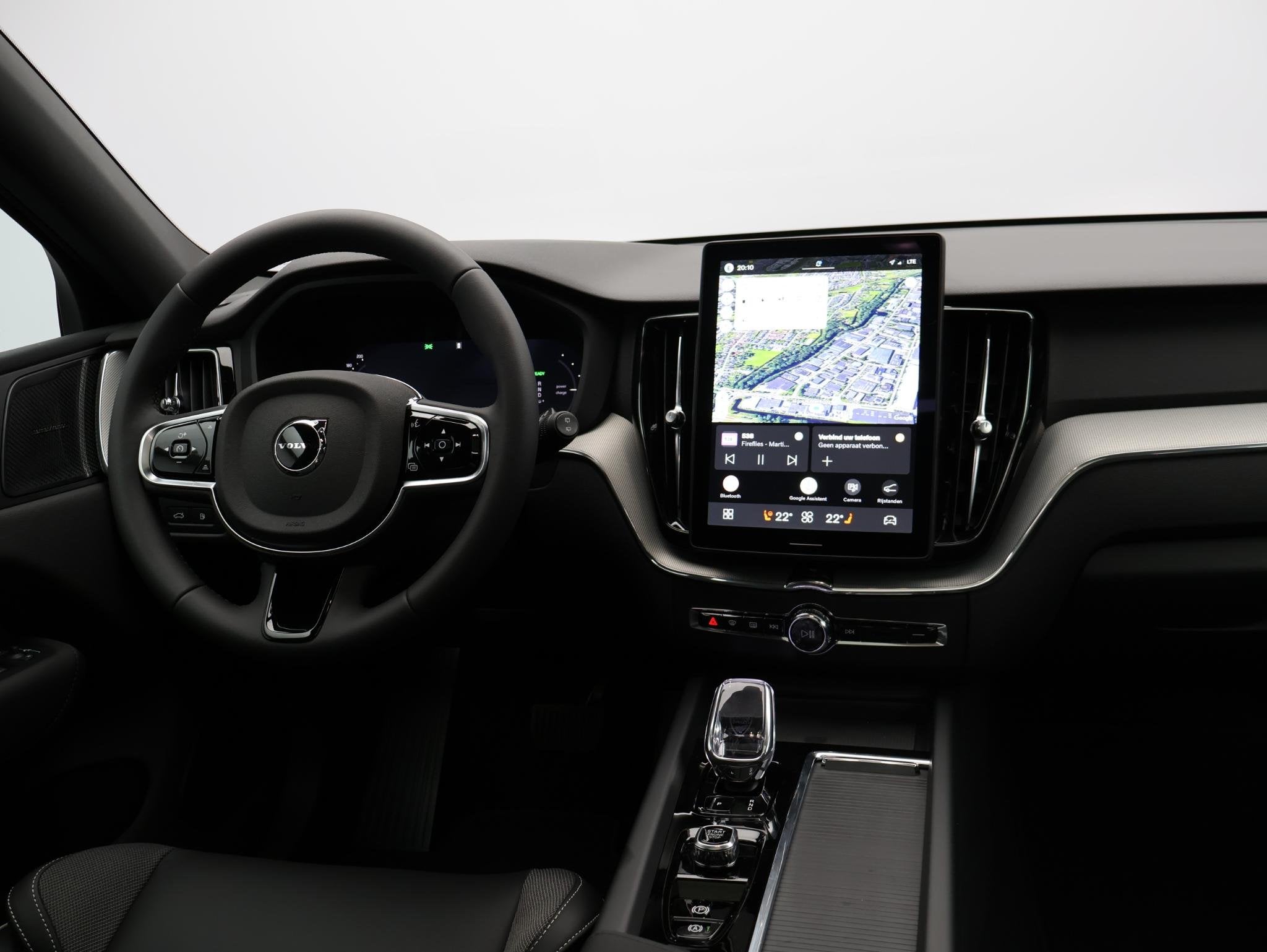 Volvo XC60 2.0 T8 Plug-in hybrid AWD Plus Black Edition / Pa, Automaat, Euro 6, 4 cilinders, 1969 cc