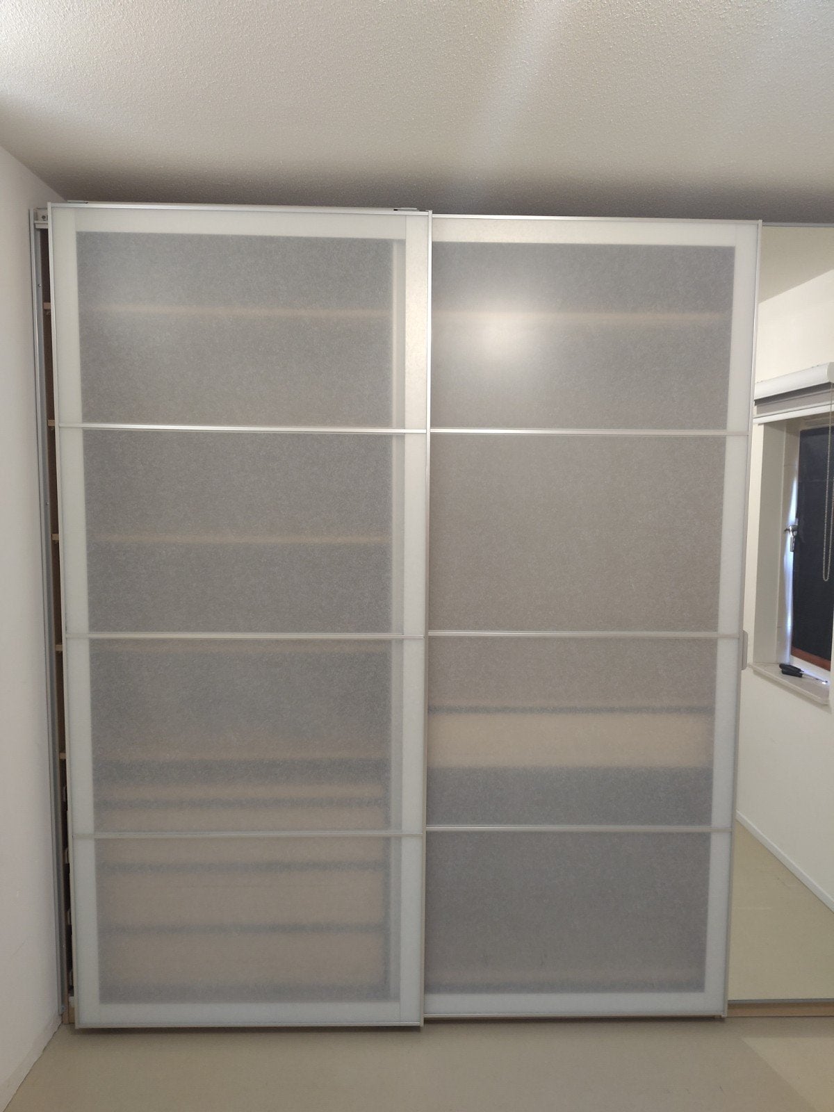 Gratis: Melkglazen schuifdeuren voor Ikea Pax kast, Ophalen, 50 tot 75 cm, 150 tot 200 cm, 200 cm of meer