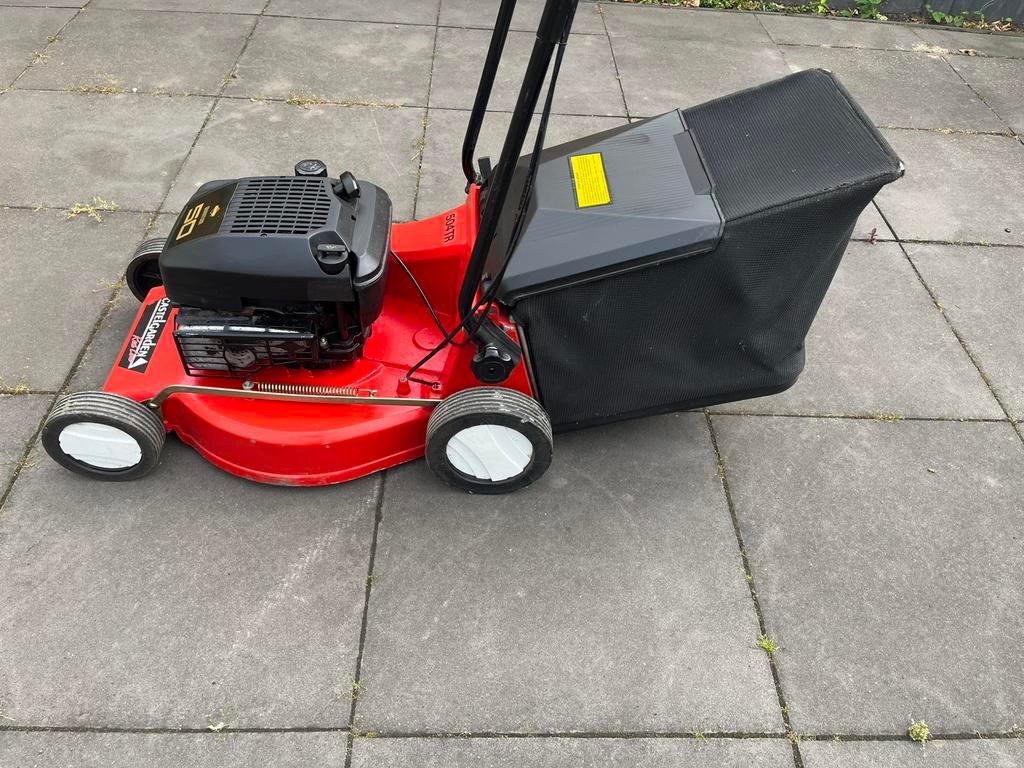 Gazonmaaier cirkelmaaier  maaier  Castel Garden TR504, Ophalen of Verzenden, Zo goed als nieuw, Benzine