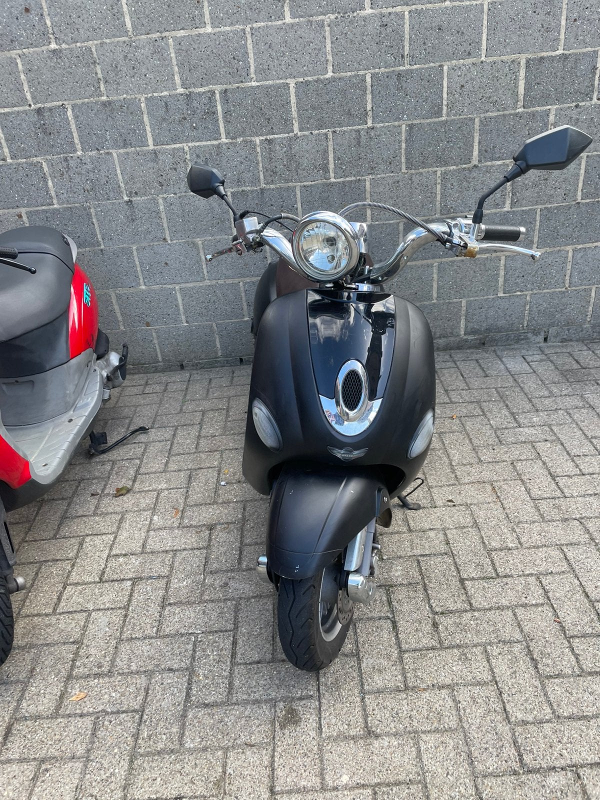 4t 125, Ophalen of Verzenden, Zo goed als nieuw, Benzine, Overige merken