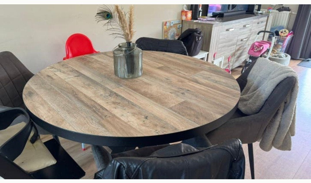 Ronde mangohouten tafel met ijzeren X-poten - Ø 130 cm, Gebruikt, Rond, Vijf personen of meer, Ophalen