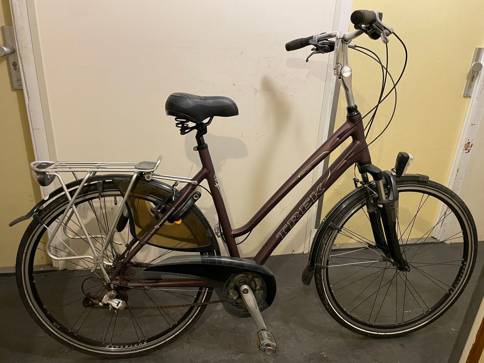 Trek T500 damesfiets nette staat, Ophalen, Zo goed als nieuw, Minder dan 10 versnellingen, Overige merken