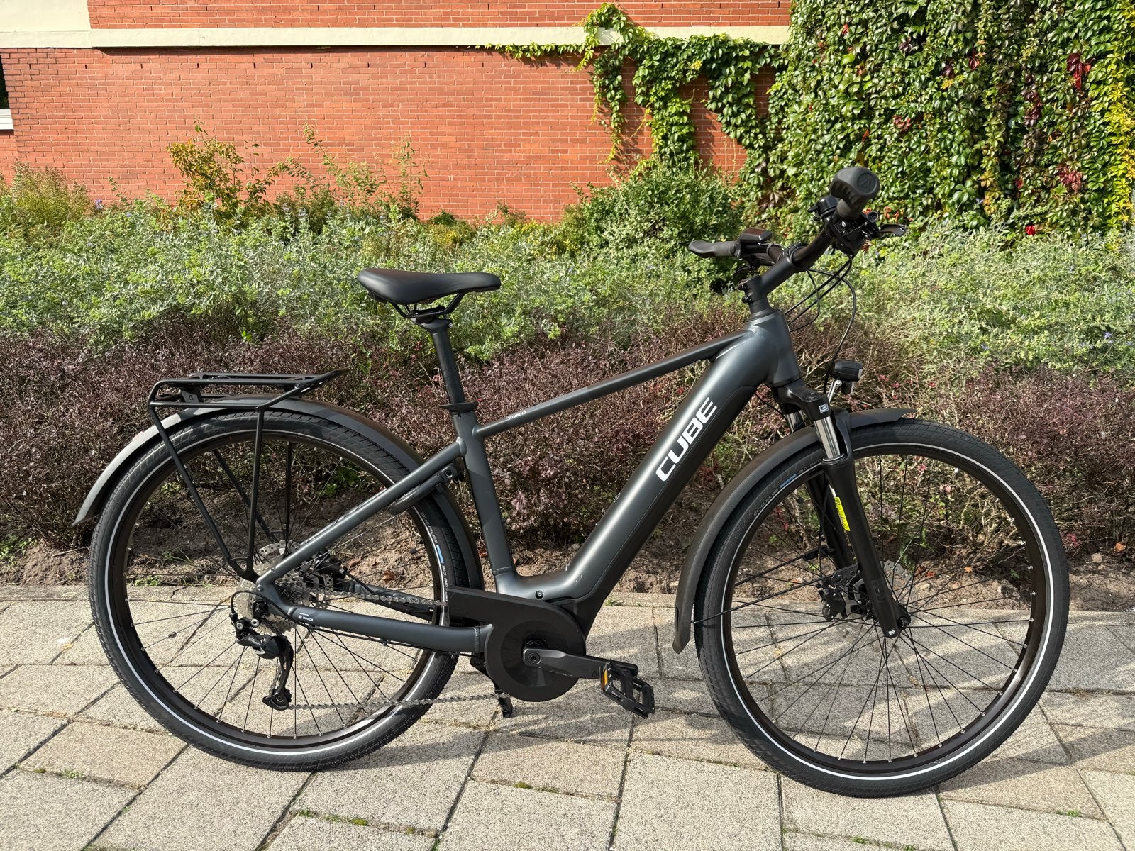Nieuwe Cube Touring One Hybrid E-bike Bosch Smart 500Wh, Ophalen, Nieuw, 47 tot 51 cm, Cube