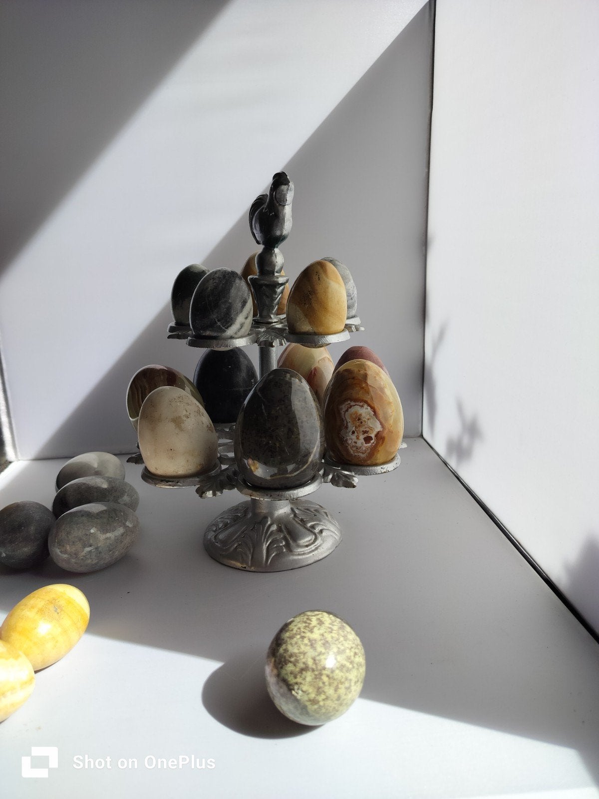 Verzameling stenen eieren en bollen, diverse mineralen, Verzamelen, Mineralen en Fossielen, Ophalen of Verzenden, Mineraal