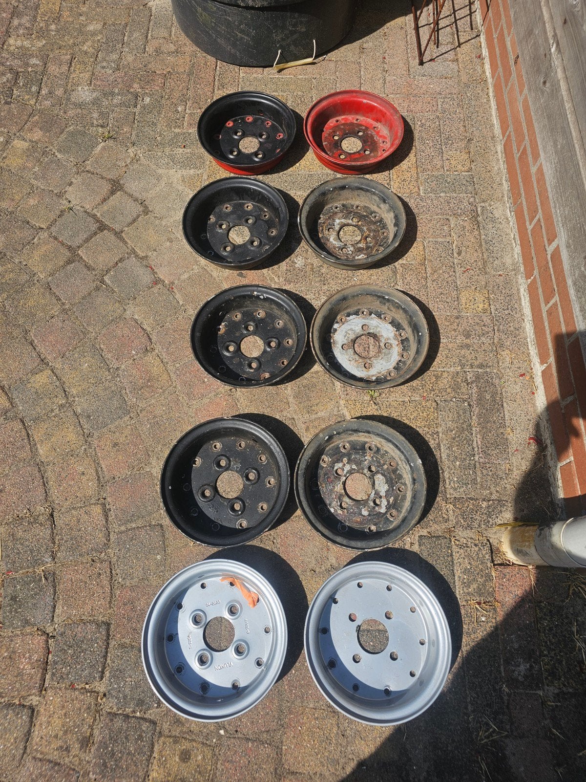 5x 9 inch velgen - Diverse kleuren en condities, Auto diversen, Ophalen, Gebruikt