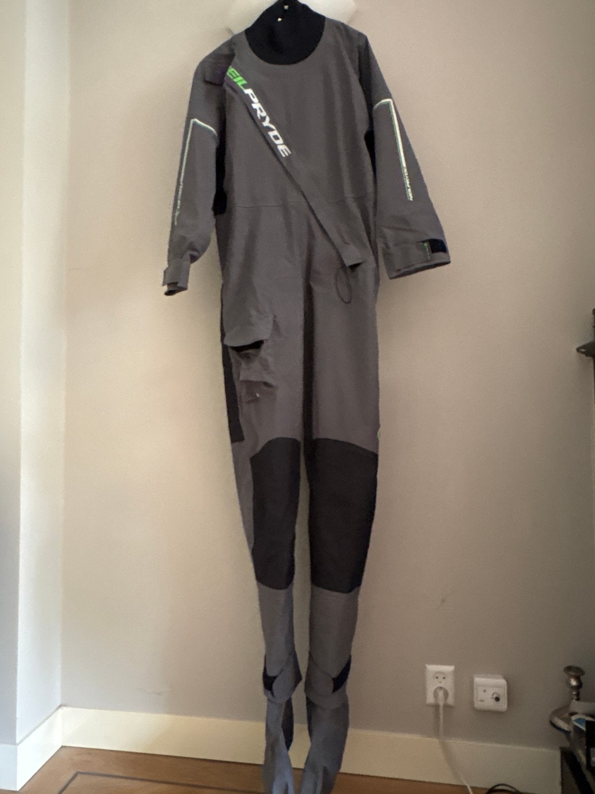 NeilPryde Drysuit - Droogpak voor watersport - maat XL, Watersport en Boten, Ophalen, Zo goed als nieuw, Heer, Drysuit
