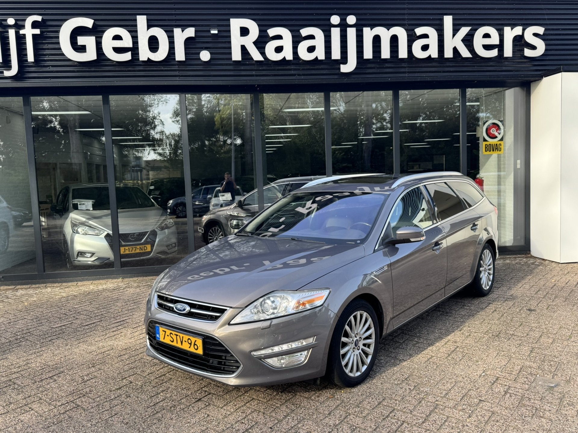 Ford Mondeo Wagon 1.6 TDCi Lease Platinum*Xenon*Schuifdak*Na, Auto's, Voorwielaandrijving, Euro 5, Gebruikt, 4 cilinders