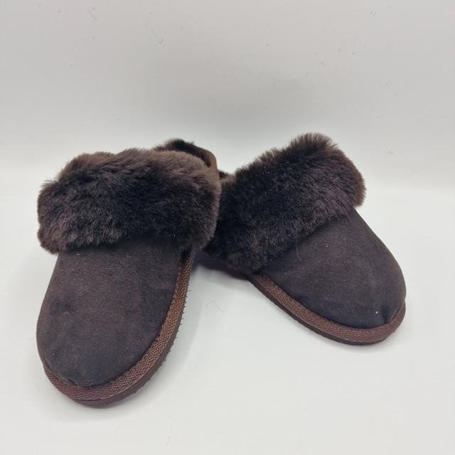 Warme schapenwollen pantoffels donker bruin - Maat 36, Kleding | Dames, Bruin, Nieuw, Ophalen of Verzenden, Onbekend