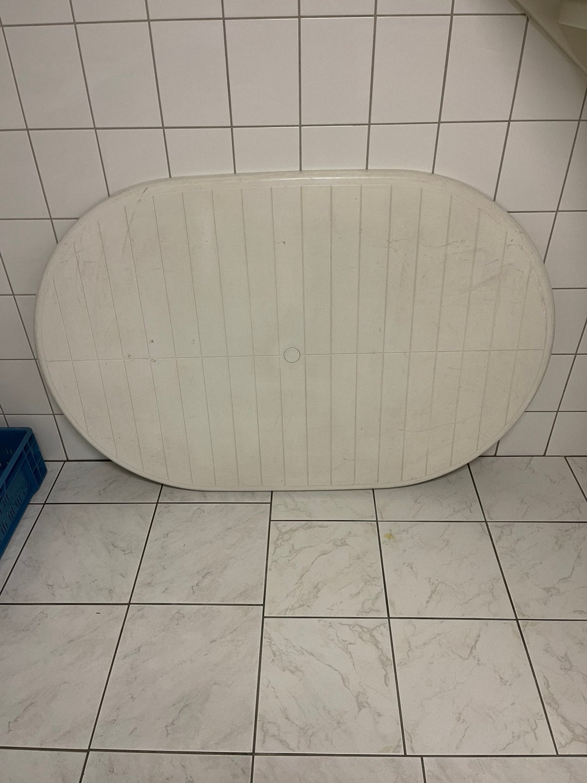 Grote witte ovale tuintafel. Gedemonteerd. Compleet, Ophalen, Zo goed als nieuw, Ovaal, Kunststof