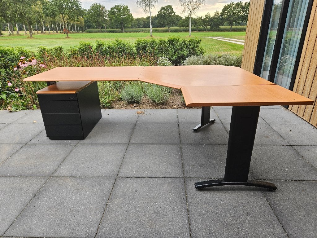 Kersenhout hoekbureau, Huis en Inrichting, Bureaus, Hout, In hoogte verstelbaar, Hoekbureau, Bruin