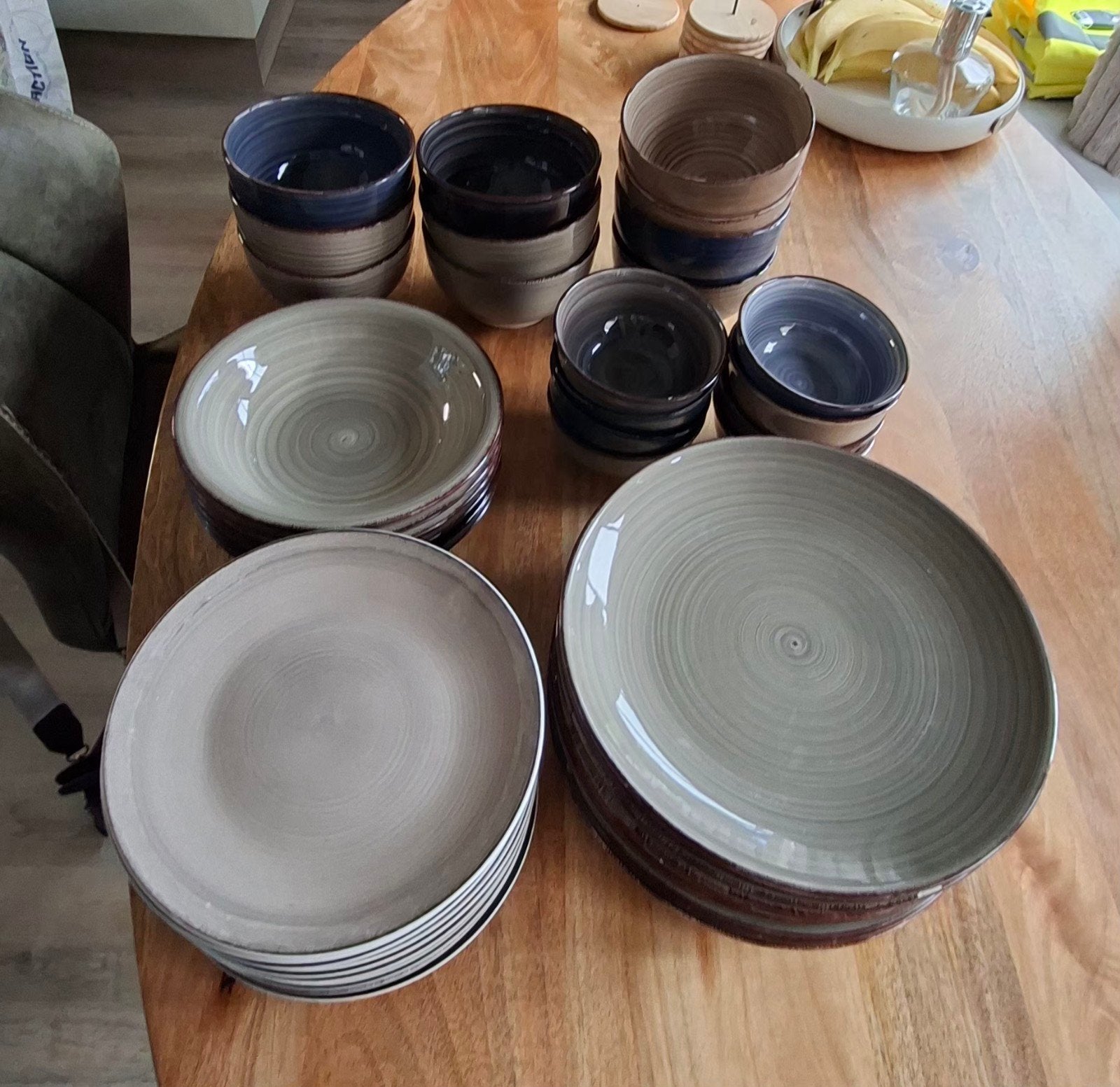 nog een goed servies aangeboden, Ophalen, Zo goed als nieuw, Bord(en), Overige stijlen