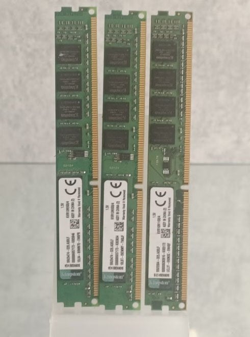 3 x Kingston 4GB (PC3-12800) Dimm KVR16N11S8/4, Computers en Software, RAM geheugen, DDR3, Ophalen of Verzenden, Zo goed als nieuw