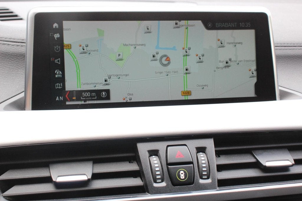 BMW X1 xDrive25e M-Sport PHEV 221pk Shadow Line Climate Cont, Auto's, BMW, Gebruikt, Leder en Stof, Plug-in hybride, Bedrijf
