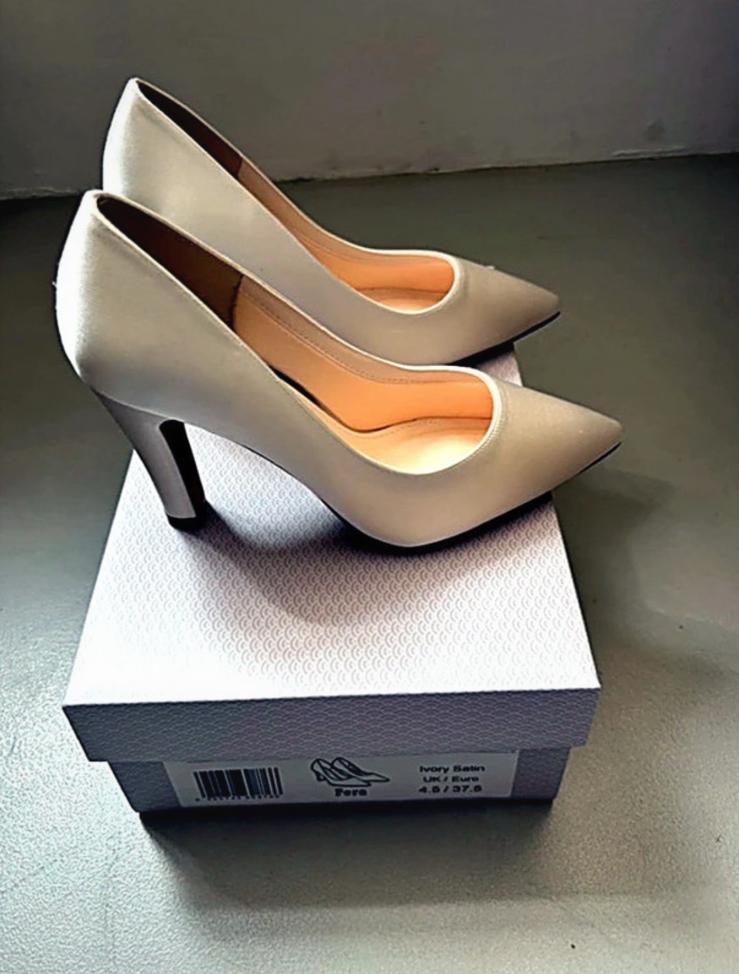 Rainbow Club Fera pumps | maat 37,5 | bruidsschoenen |, Ophalen of Verzenden, Nieuw, Wit, Schoenen