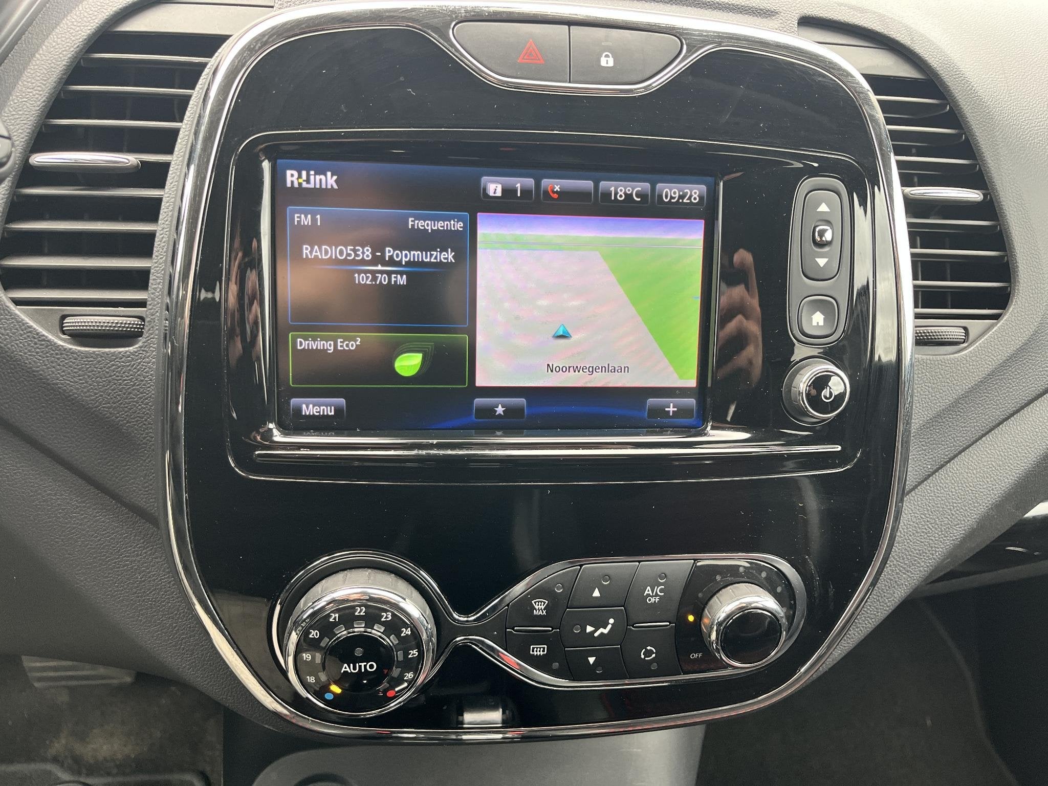 Foto 24 van Renault Captur 1.2 TCe Xmod Clima, cruise, stoelverwarming,