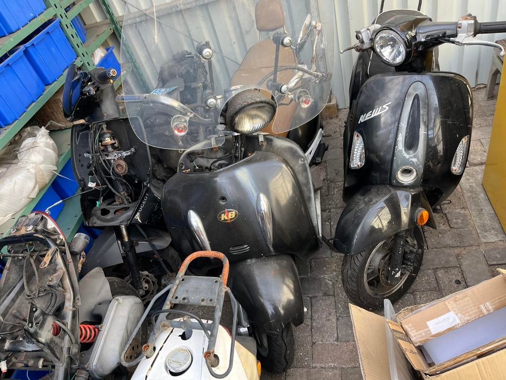 Loop sloop scooters, Ophalen, Zo goed als nieuw, Benzine