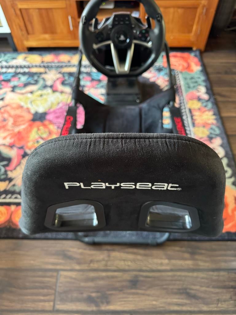 Playseat Challenge met Hori stuur en pedalen, Spelcomputers en Games, Ophalen, Zo goed als nieuw, Racen en Vliegen