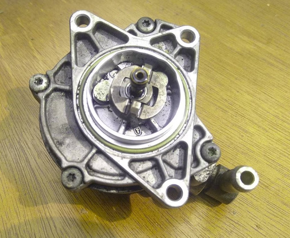 VW Audi Vacuumpomp 059 145 100 B Pierburg, Ophalen of Verzenden, Gebruikt, Seat