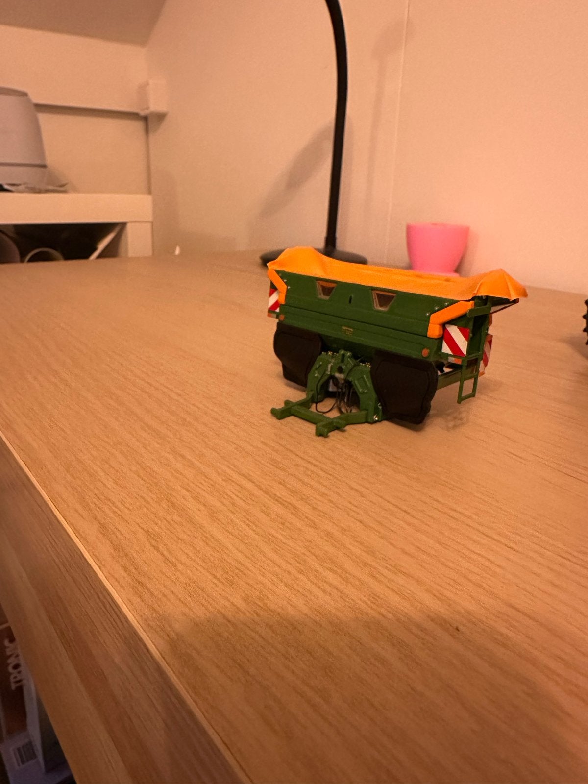 Amazone Z-TS 01:32 Schaal Strooier Model, Ophalen of Verzenden, Zo goed als nieuw, Tractor of Landbouw, Overige merken