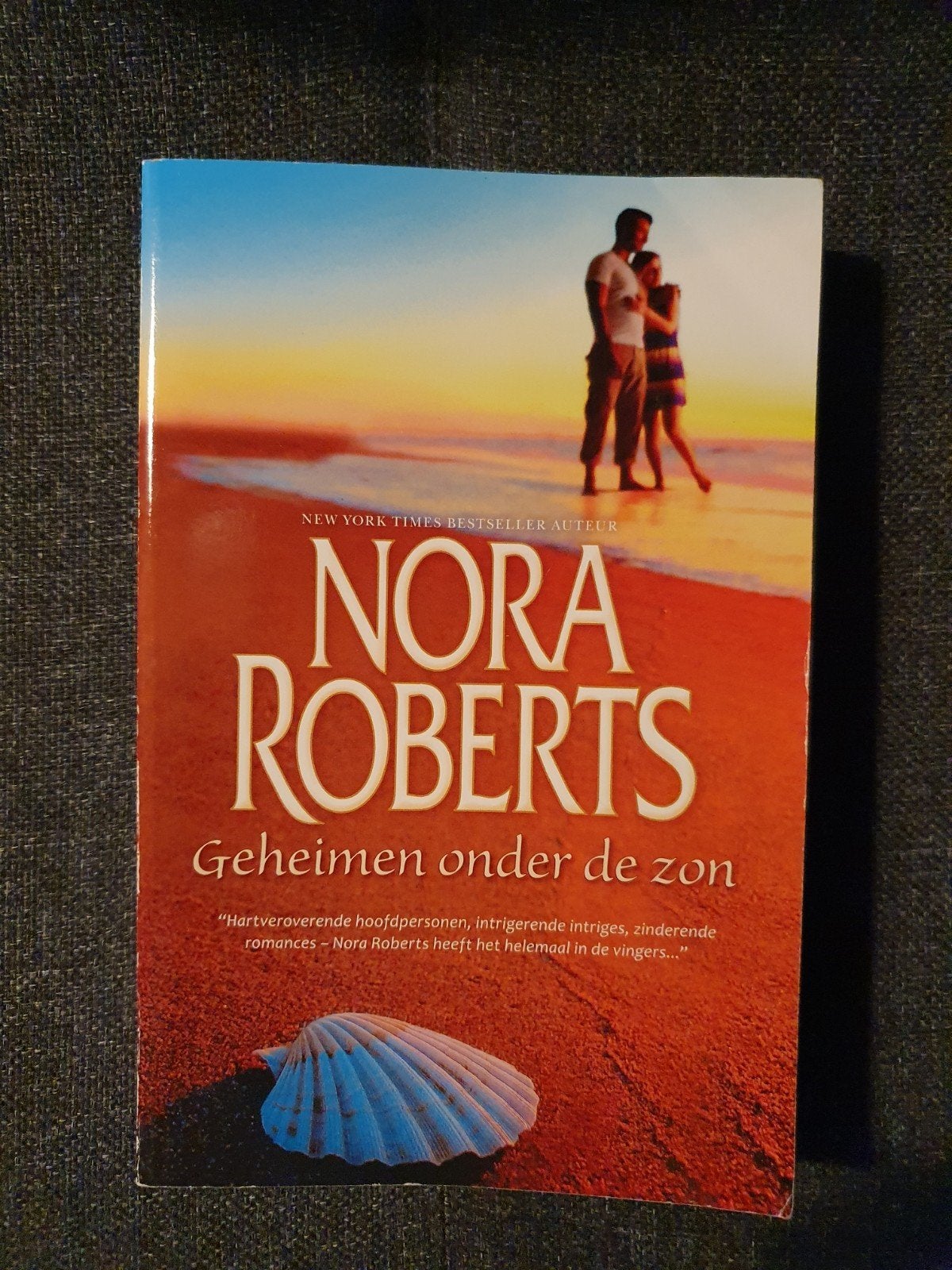 16 x Nora Roberts, Boeken, Ophalen of Verzenden, Zo goed als nieuw, Nora Roberts