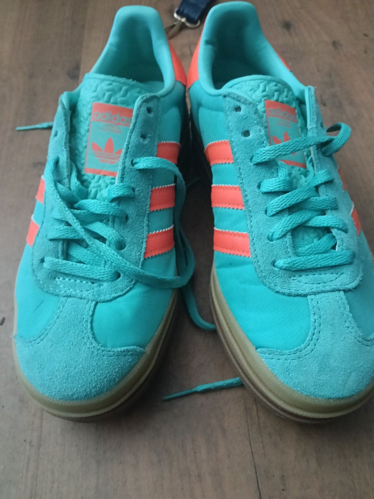 Adidas Gazelle Bold Sneakers - Turquoise/Oranje, Kleding | Dames, Schoenen, Nieuw, Sneakers of Gympen, Overige kleuren, Ophalen of Verzenden
