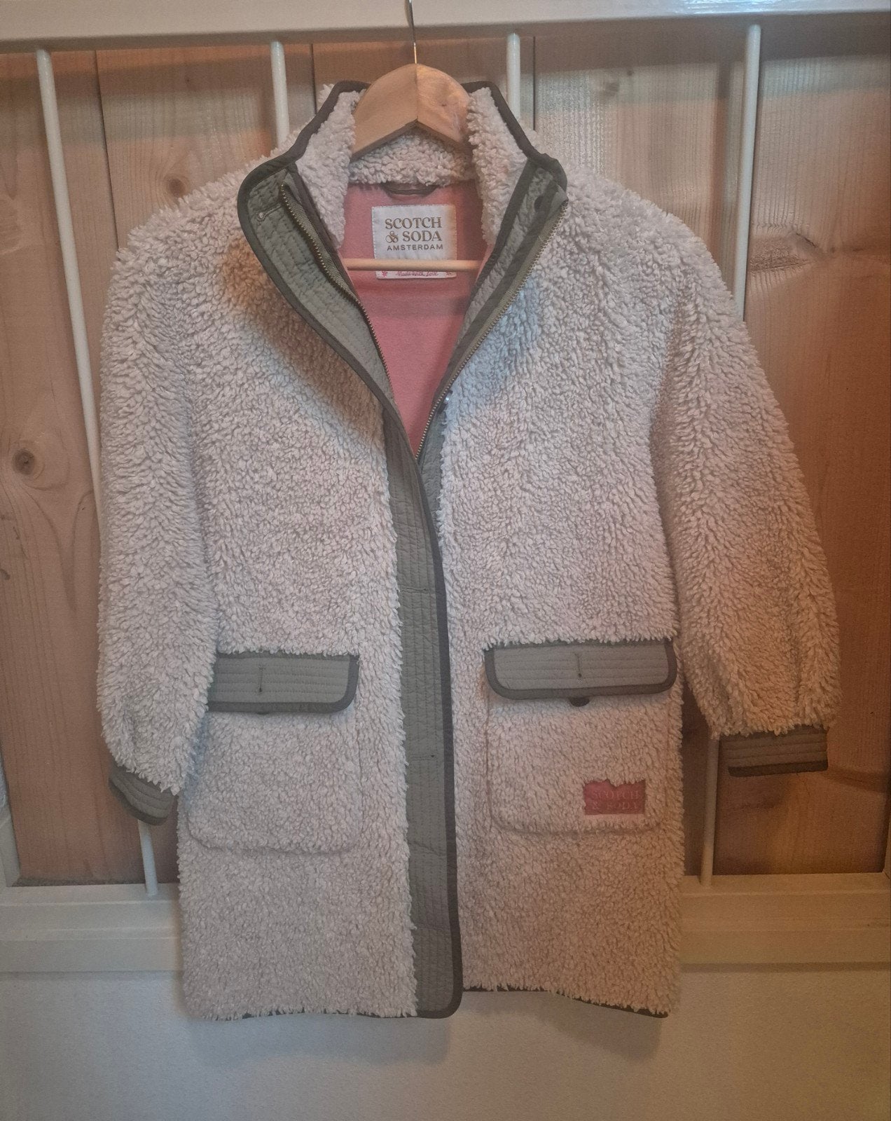 Gave teddy jas Scotch&Soda maat 140, Ophalen, Zo goed als nieuw, Meisje, Jas