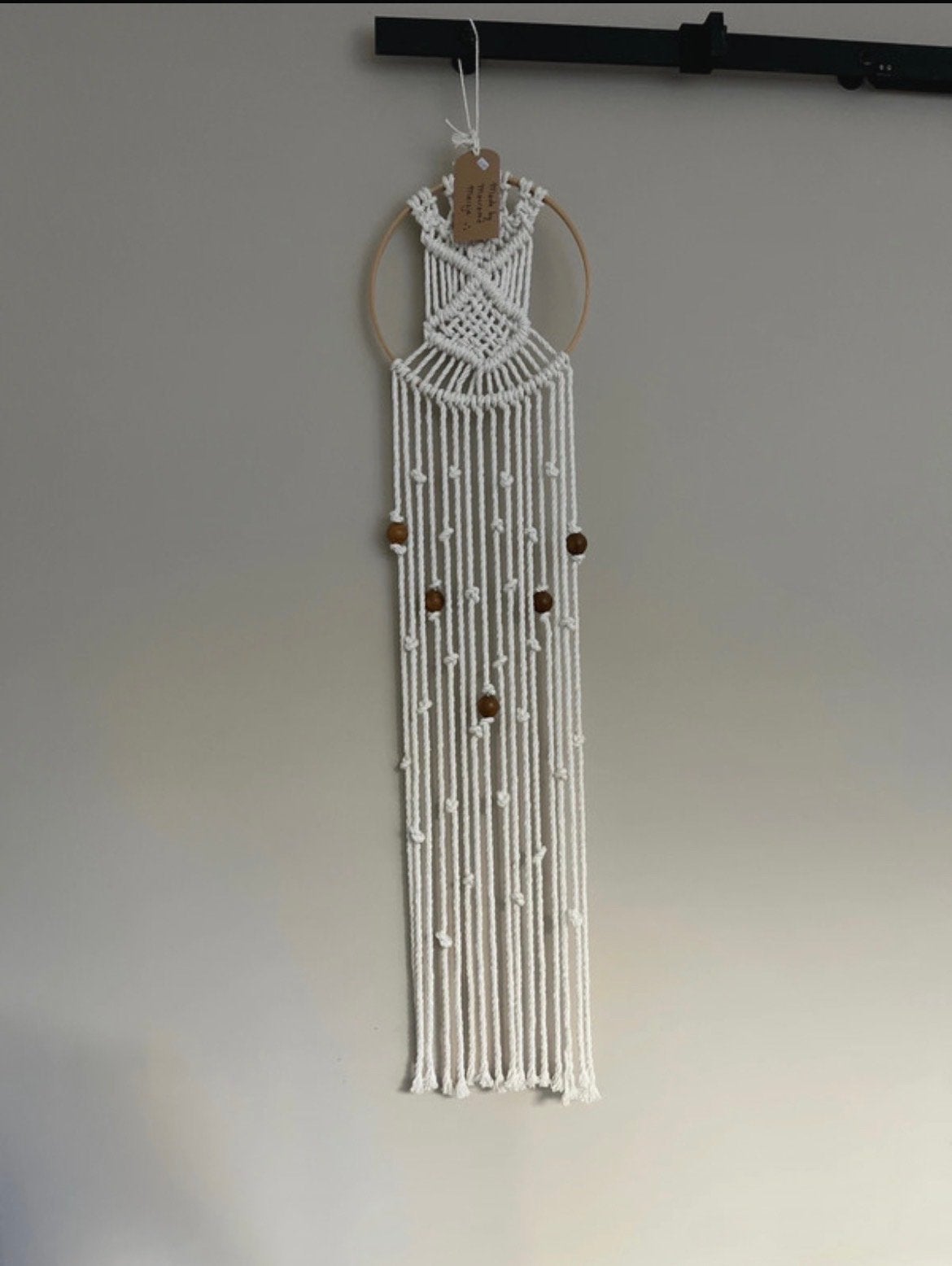 Handgemaakte Macramé Wandhanger met Houten Kralen, Textiel, Nieuw, Ophalen of Verzenden, Wit