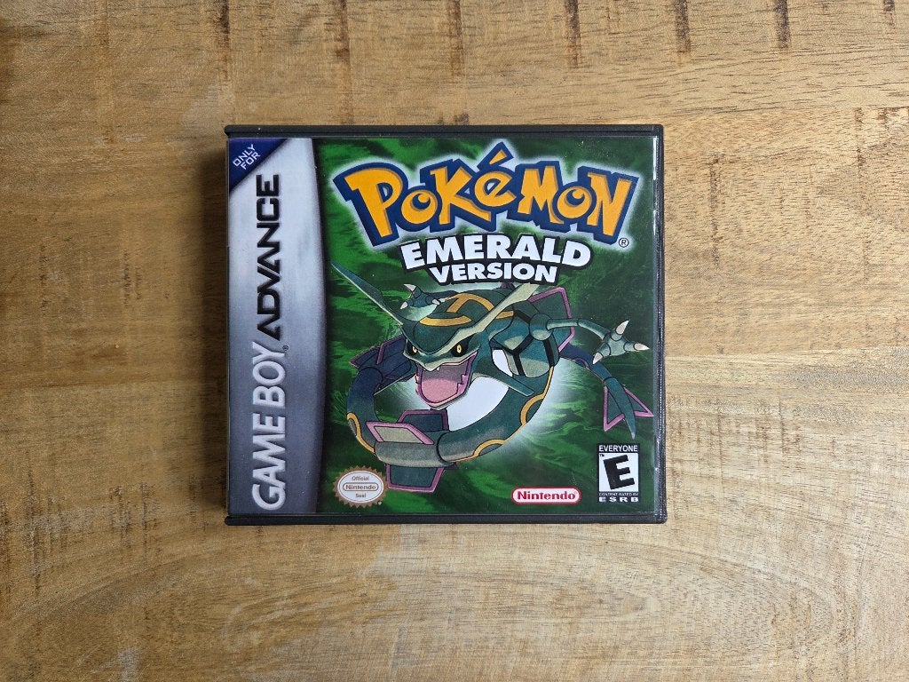 Pokemon Emerald Custom Game Case (Nintendo GameBoy Advance), Spelcomputers en Games, Games | Nintendo Game Boy, 1 speler, Nieuw