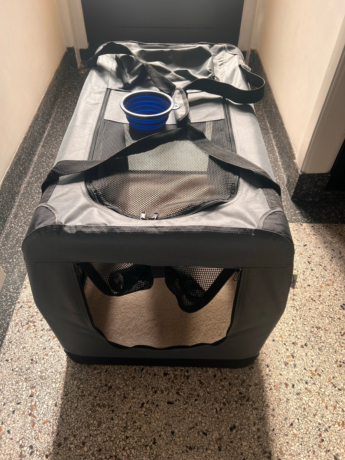 NIEUW! opvouwbare hondendraagbox 1 x drinkbak, Dieren en Toebehoren, Ophalen, Nieuw