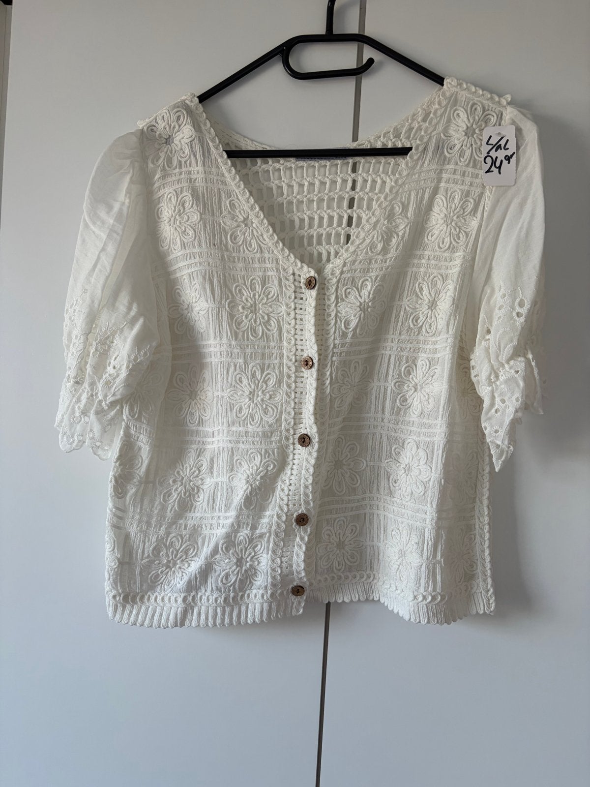 Witte gehaakte blouse met bloemenpatroon L/XL, Wit, Maat 42/44 (L), Ophalen of Verzenden, Zo goed als nieuw