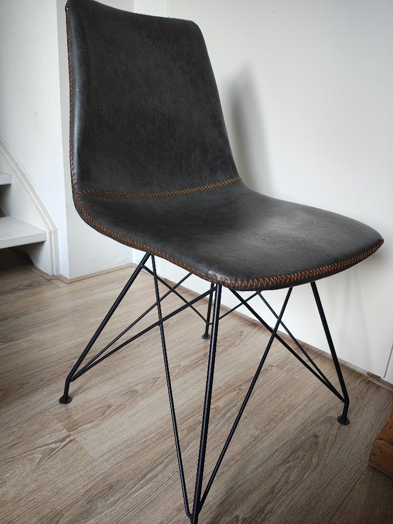 Set van 2 Grijze Industriële Stoelen, Ophalen, Twee, Zo goed als nieuw, Metaal