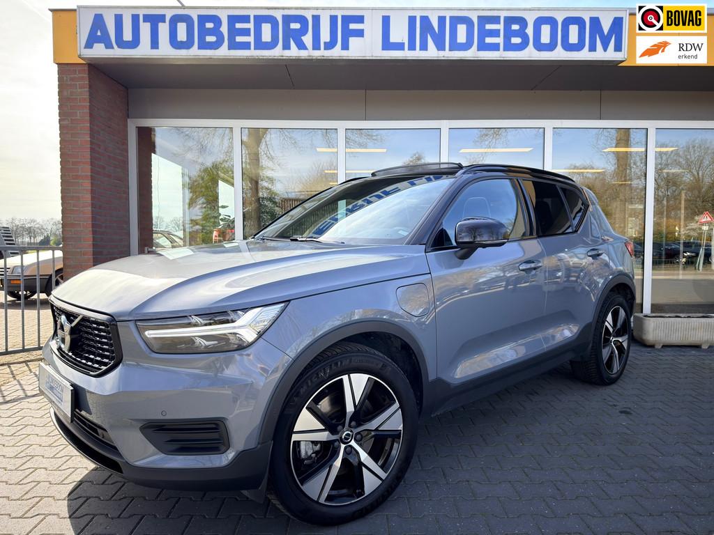 Volvo XC40 1.5 T4 Recharge R-Design, Pano, 360 camera,, 48 km/l, 129 pk, Blauw, Bedrijf