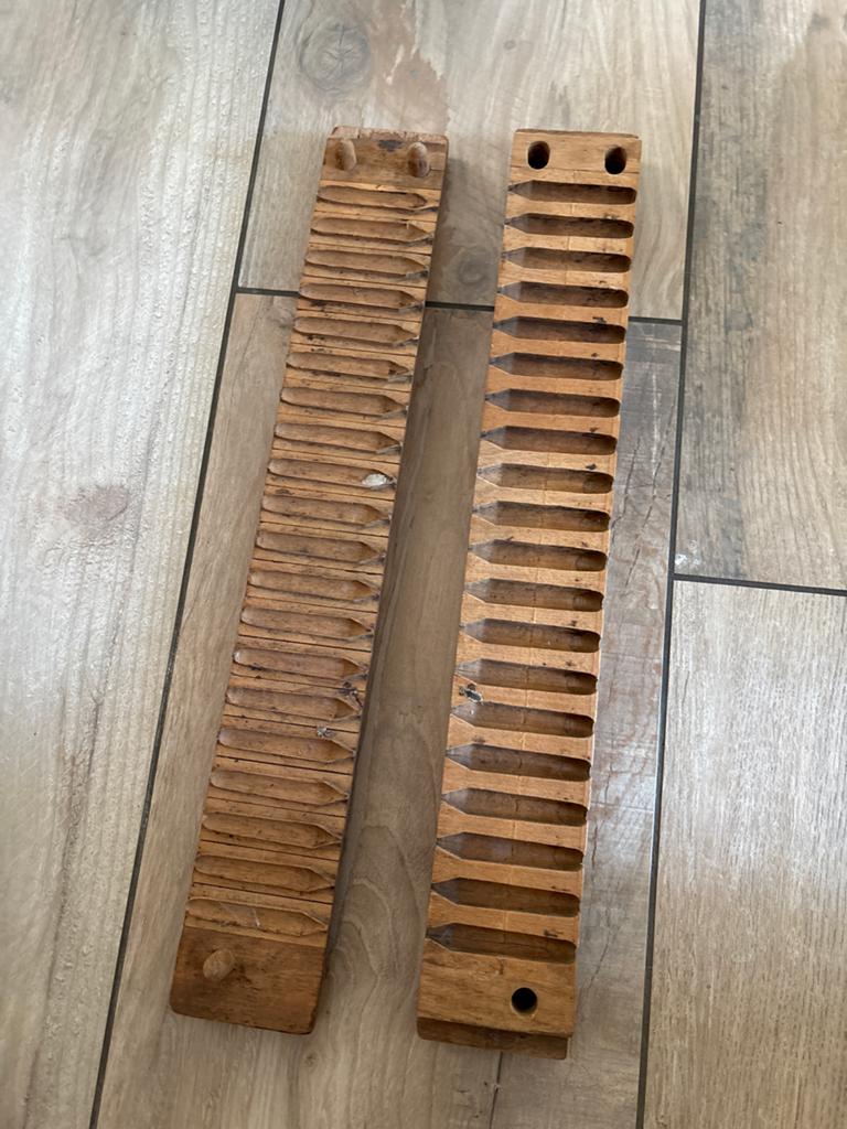 Antieke houten sigaren mal van Karl Hart, Ophalen