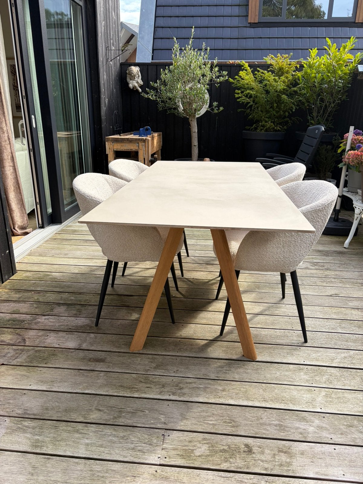 Prachtige Hay eettafel, Ophalen, Overige materialen, 200 cm of meer, Scandinavisch