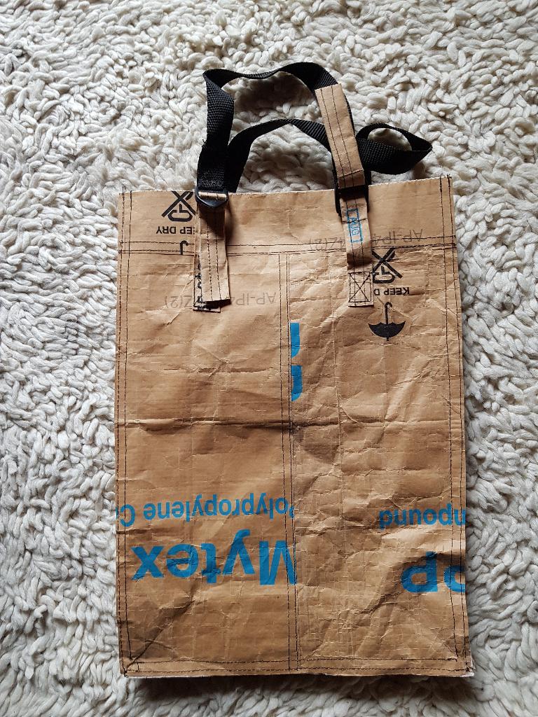 Geplastificeerde papieren tas, met handvat, Ophalen of Verzenden, Gebruikt, Beige, Overige typen