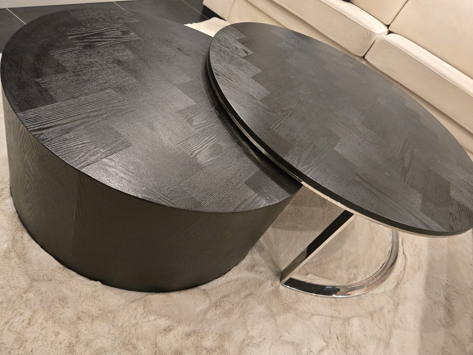 Set van 2 ronde zwarte salontafels, Ophalen, 50 tot 100 cm, Zo goed als nieuw, 5 – 50