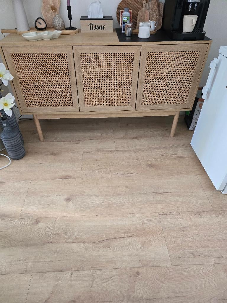 Kl;eine dressoir, Huis en Inrichting, Kasten | Dressoirs, Ophalen, Overige materialen, 100 tot 150 cm, 25 tot 50 cm