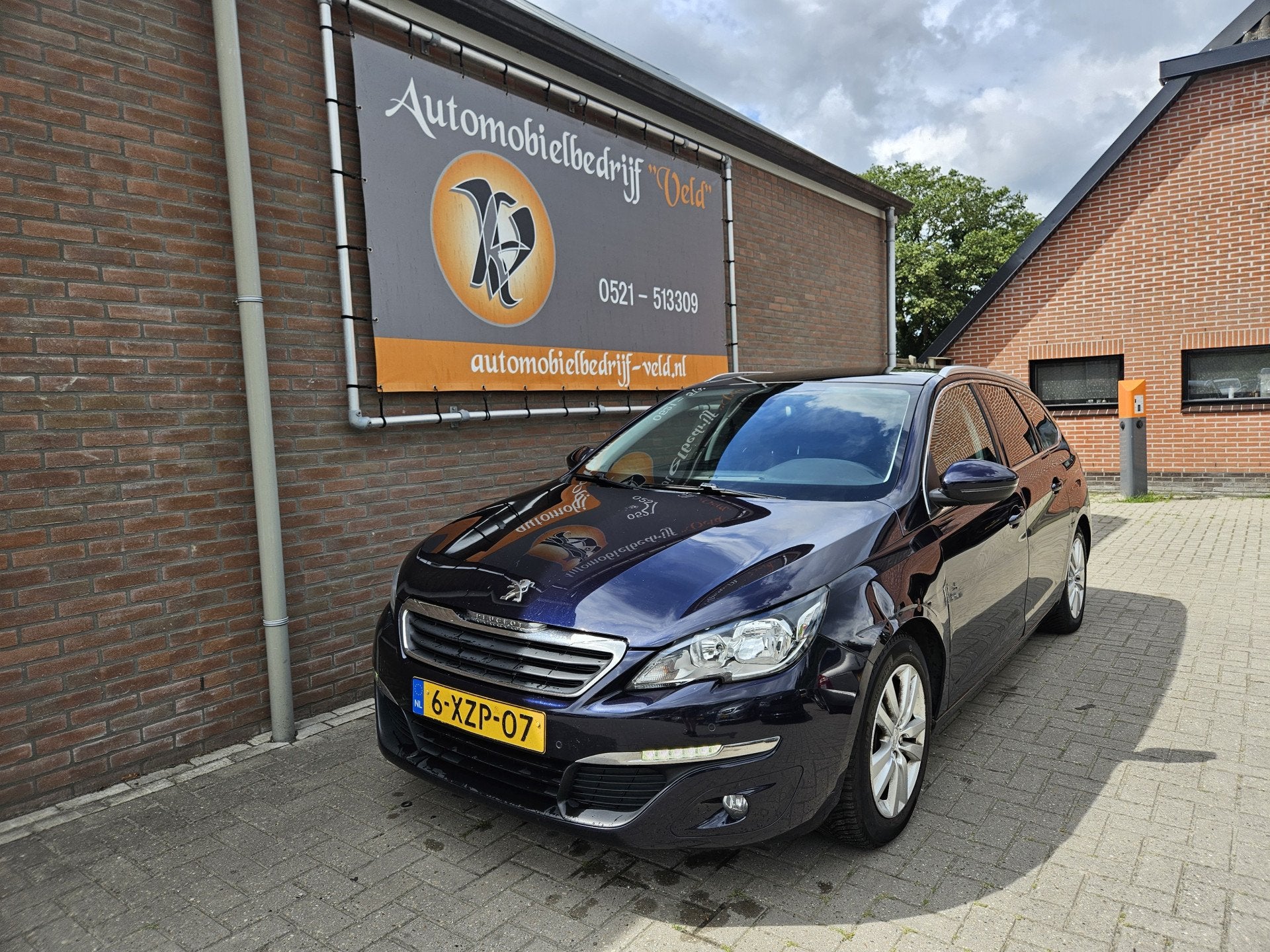 Peugeot 308 SW 1.6 BlueHDI Blue Lease Executive Zijschade, Auto's, Voorwielaandrijving, Stof, Gebruikt, 4 cilinders