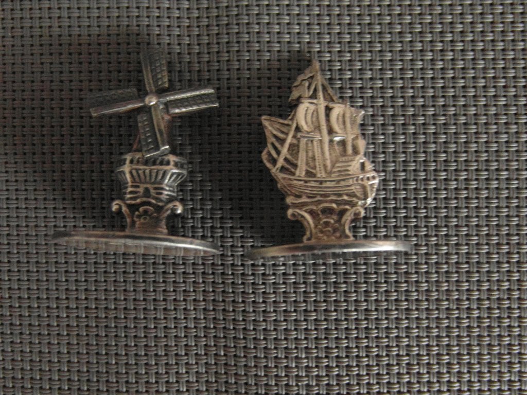 Zilveren miniatuur windmolen en VOC-schip, Ophalen of Verzenden