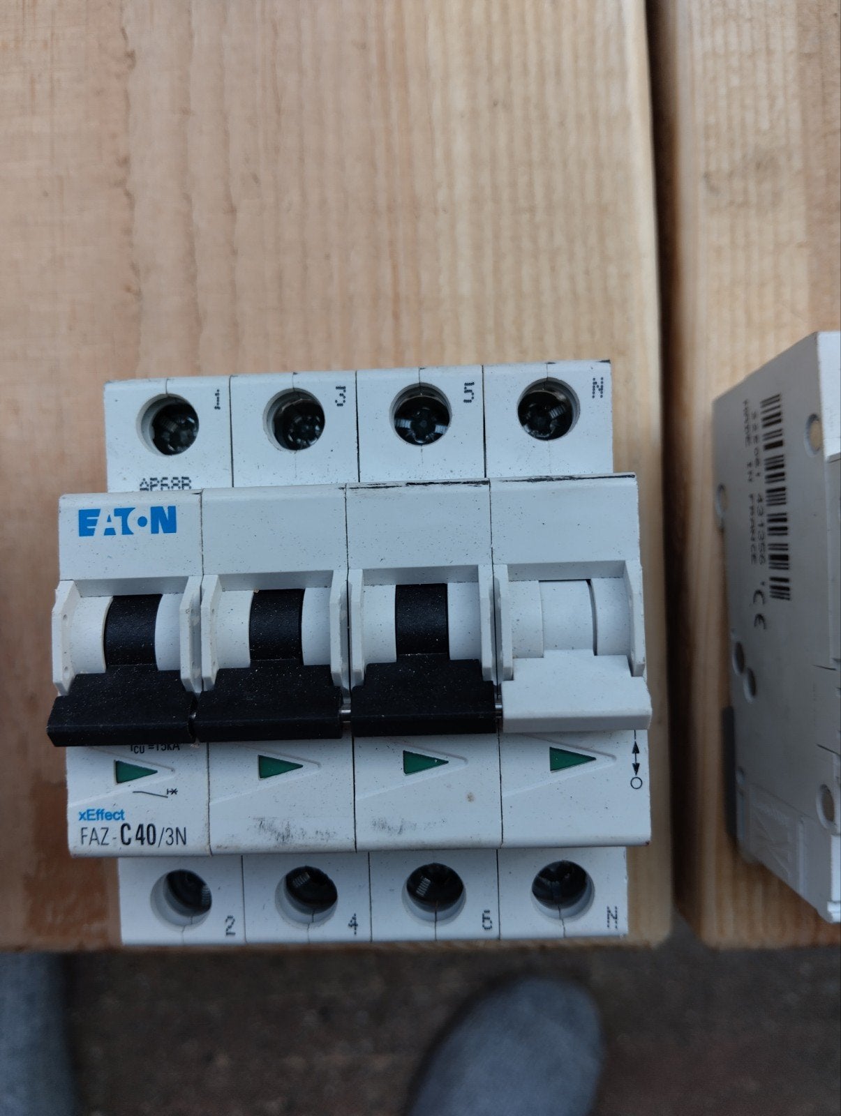 Eaton xEffect FAZ-C40/3N Installatieautomaat, Ophalen of Verzenden, Gebruikt, Eaton, Installatieautomaat