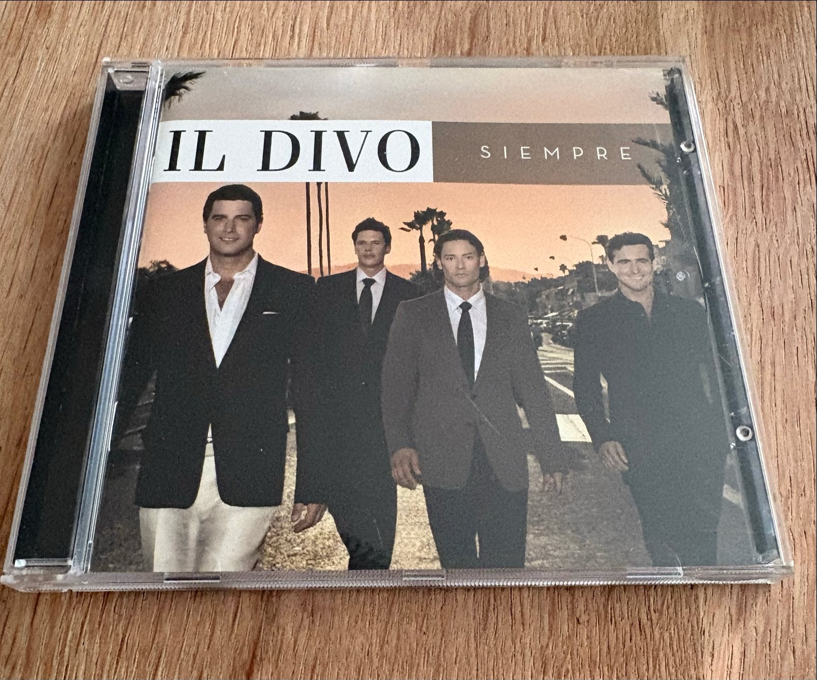 Il Divo Siempre, Cd's en Dvd's, Cd's | Pop, Zo goed als nieuw, Pop, Album, Inclusief boekje, Ophalen of Verzenden