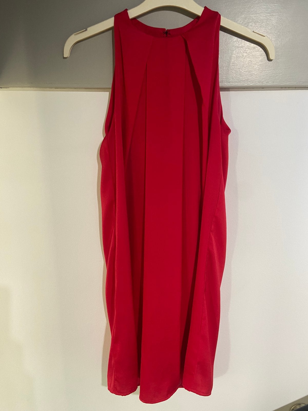 Mango korte robijnrode cocktailjurk voor dames maat XS/34, Ophalen of Verzenden, Zo goed als nieuw, Maat 34 (XS) of kleiner, Boven de knie