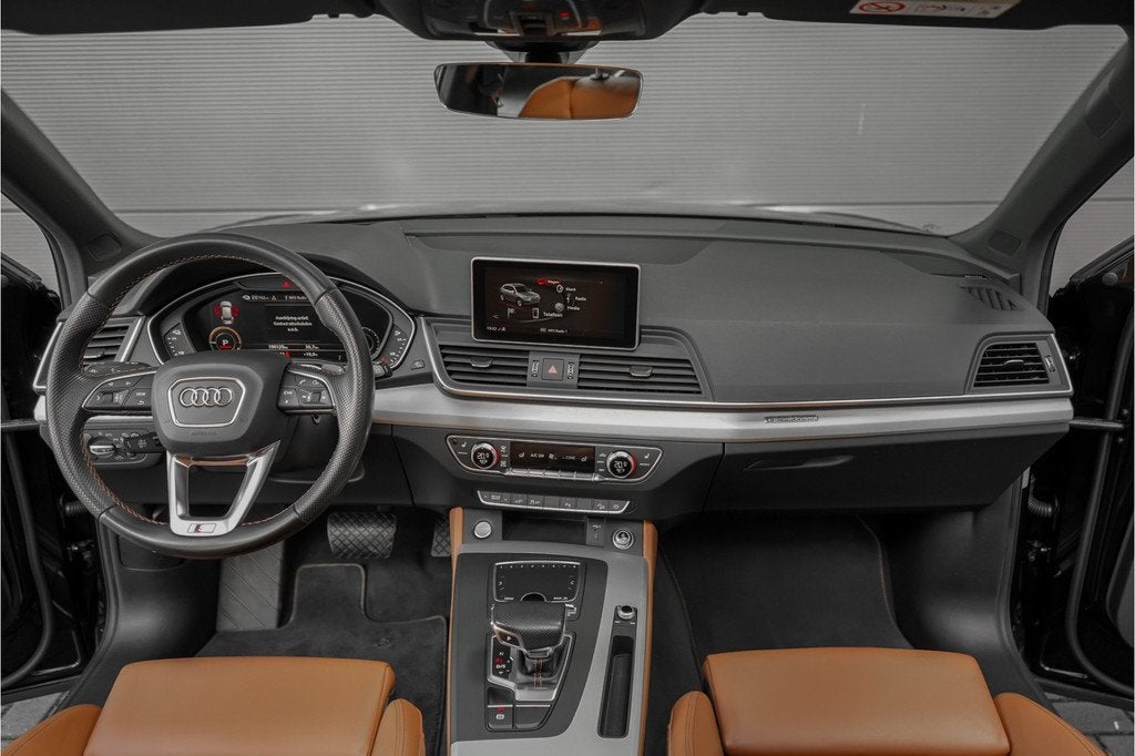 Audi Q5 55 TFSI e Quattro Competition S-Line Pano Luchtverin, Automaat, 12 maanden, Adaptive Cruise Control, Zwart
