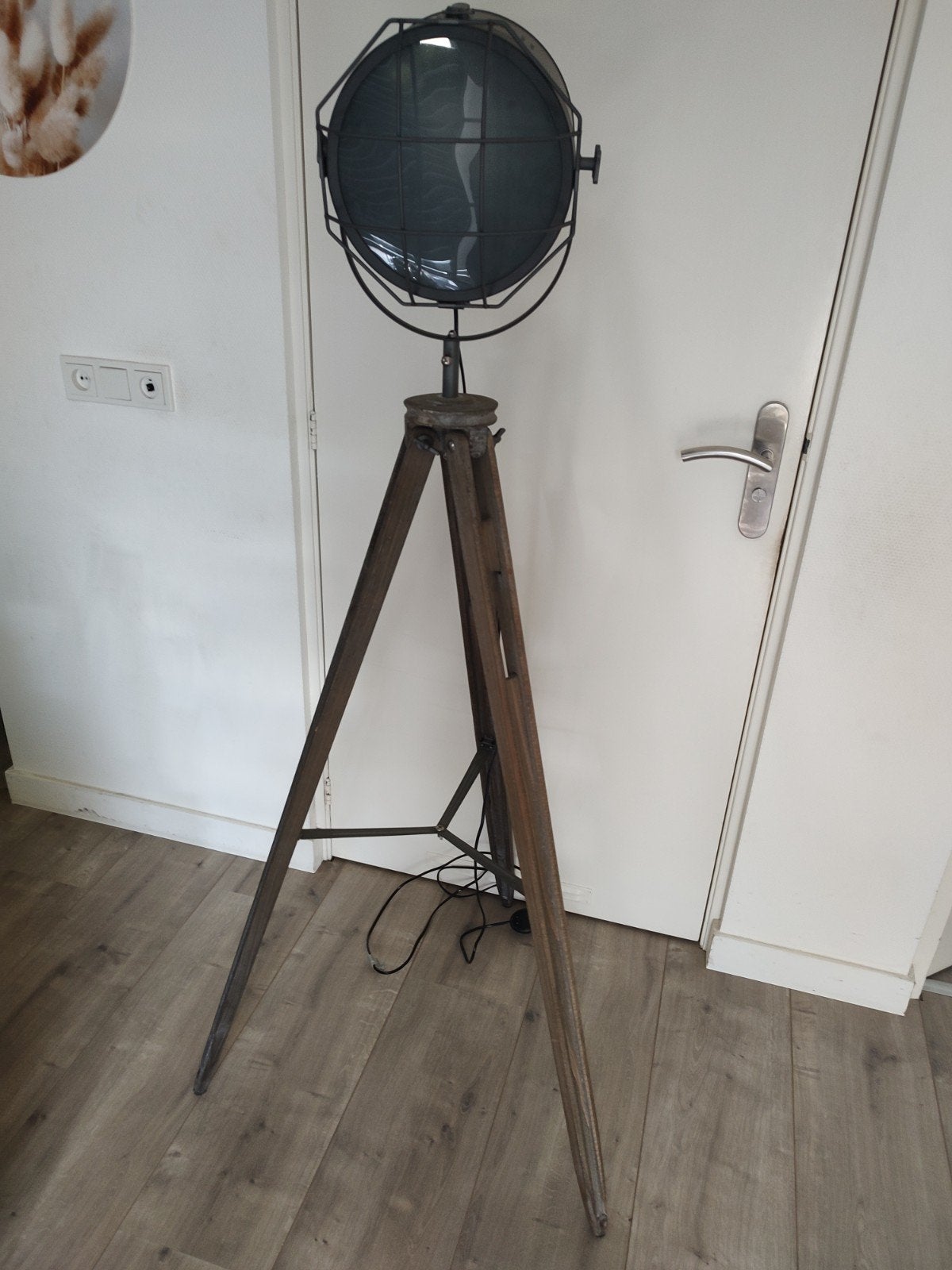 Industriële Staande Lamp - Vintage Stijl Zoeklicht, Ophalen, Industrieel, Vintage, Loft, E27 (groot), Zo goed als nieuw