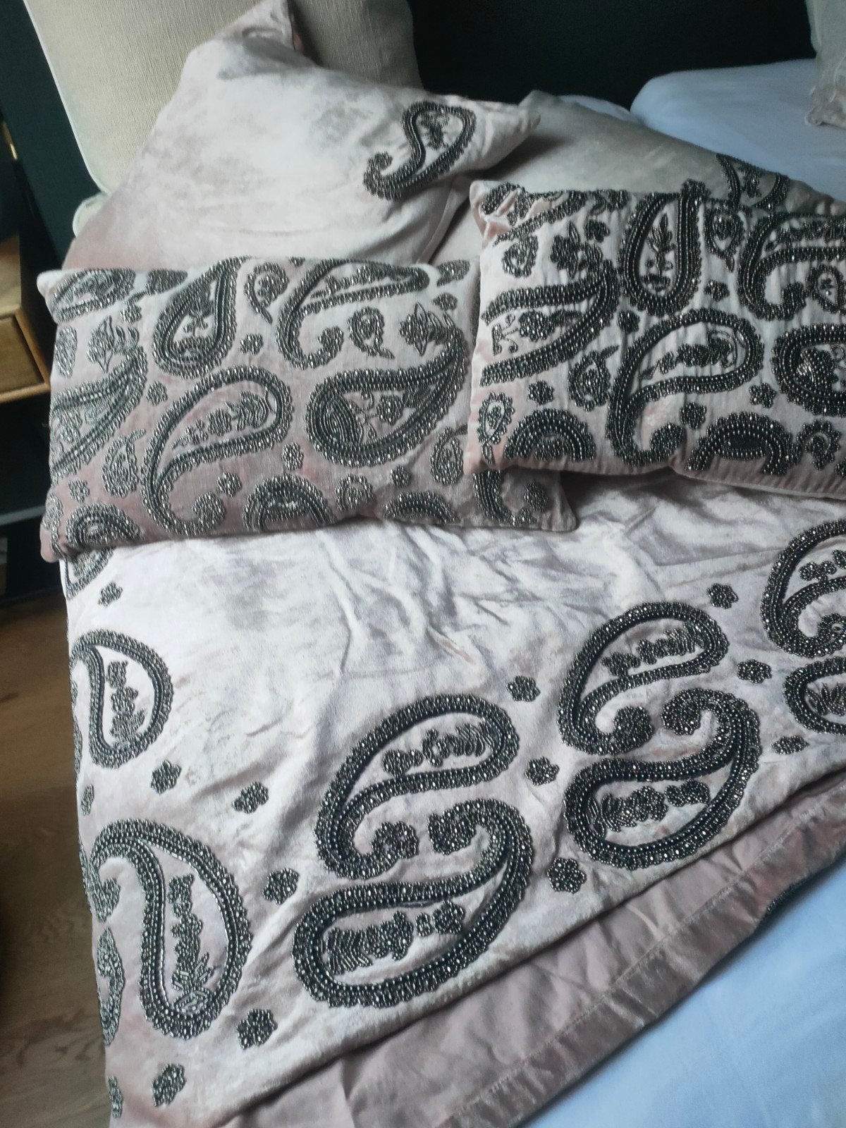 Riviera Maison sprei en kussens velvet roze, Overige typen, Tweepersoons, Ophalen of Verzenden, Zo goed als nieuw