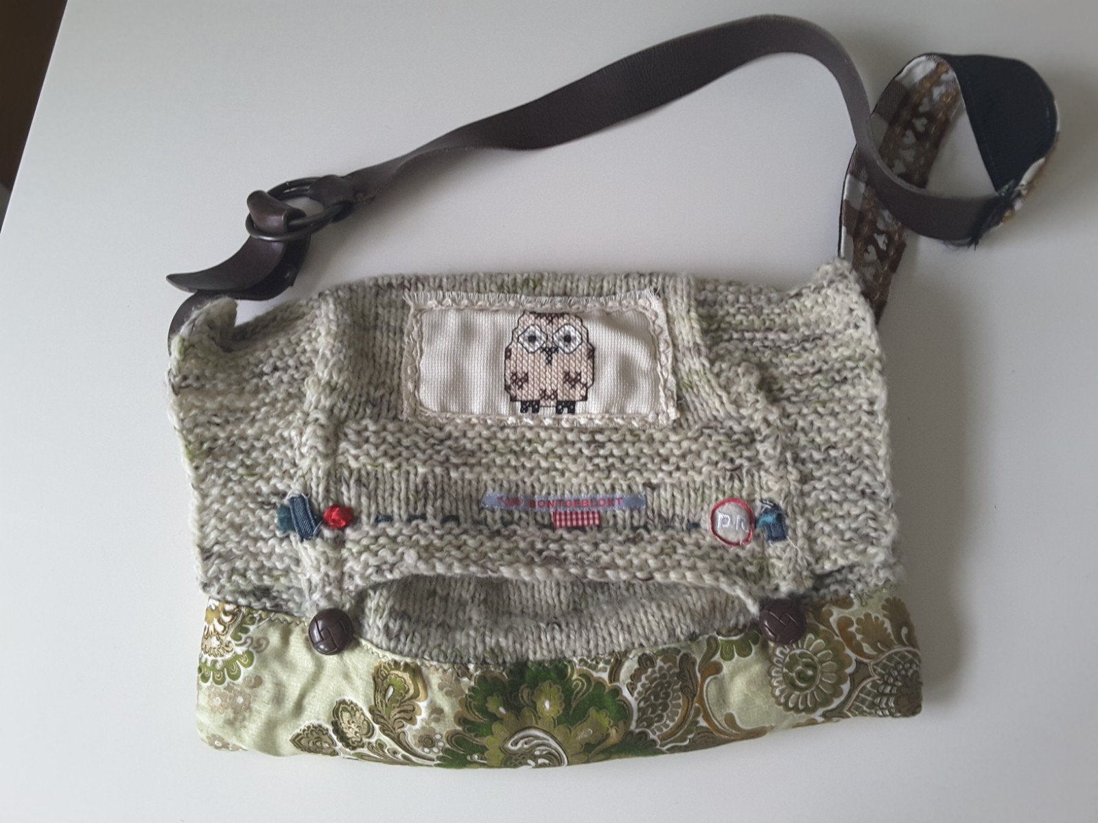 Unieke bontgeblokte tas met uilendetail en leren band, Ophalen of Verzenden, Zo goed als nieuw, Overige kleuren, Overige typen