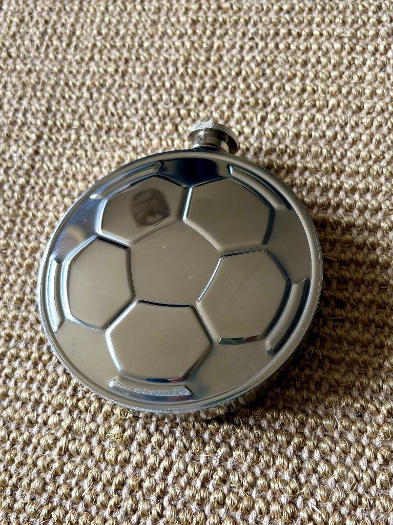 Heupflesje voetbal motief 135 ml, Ophalen of Verzenden, Nieuw